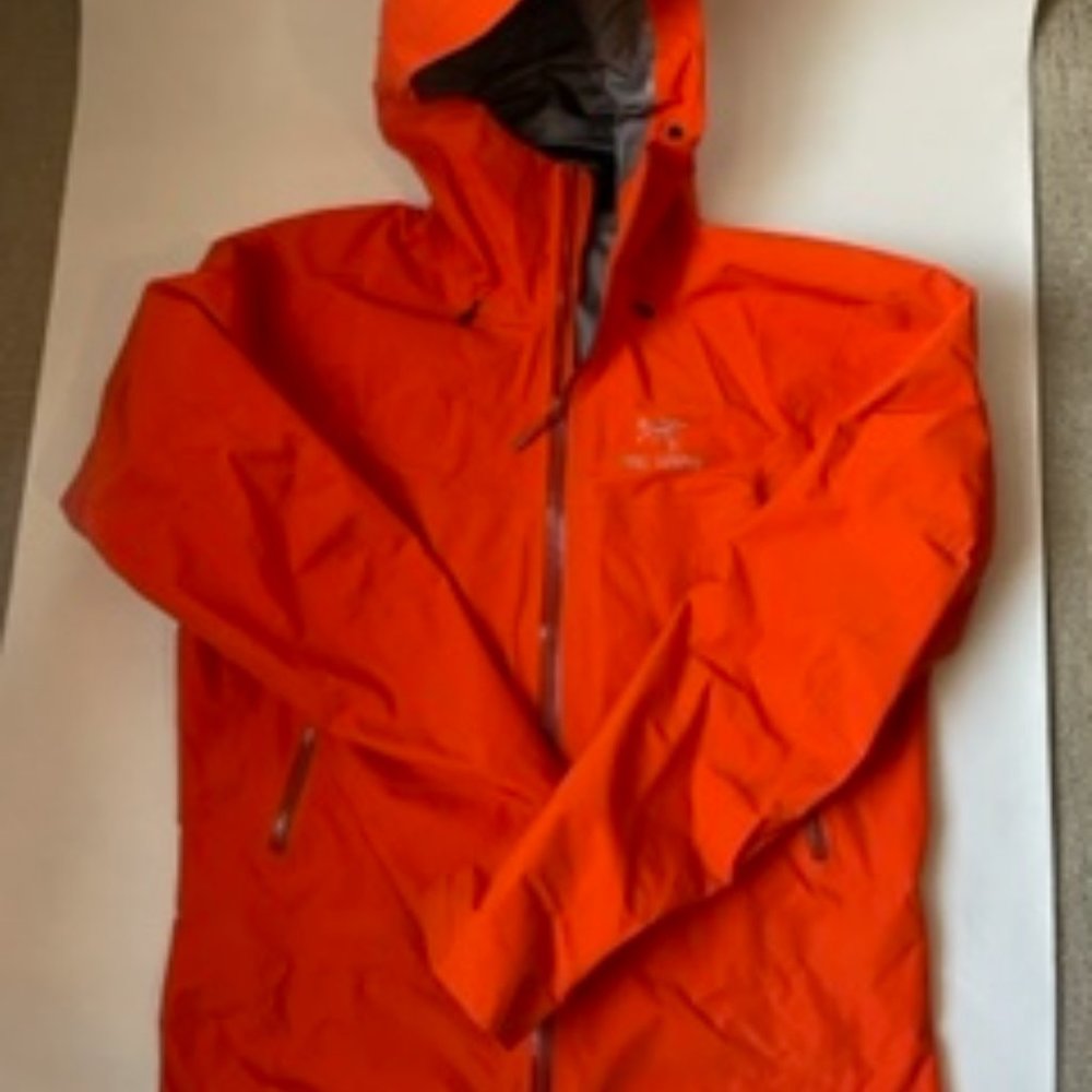 BETA FL JACKET MEN'S - Brand new without tags - Phenom